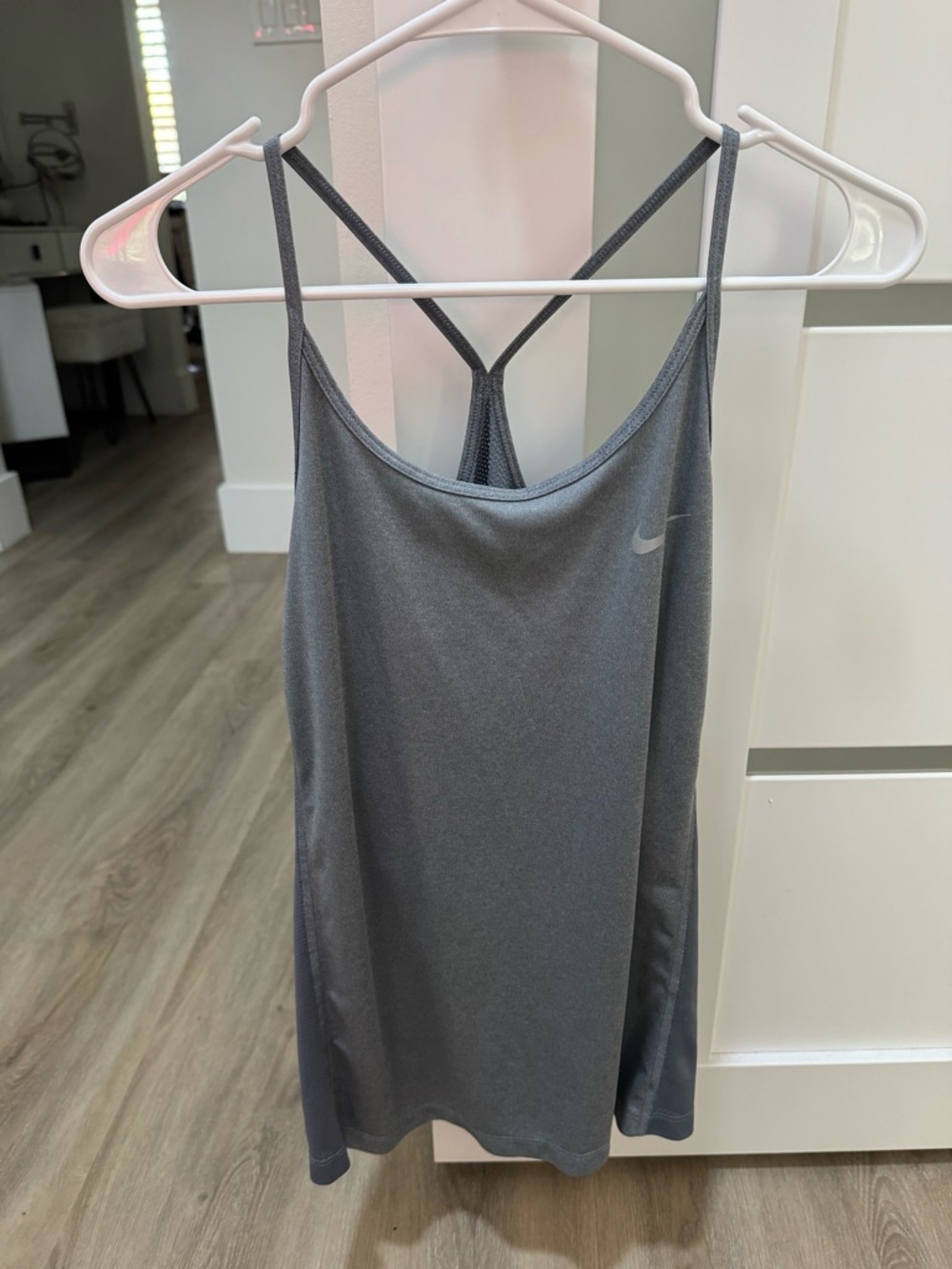 Nike Dri‑Fit Tank – Gray – Lightweight & Breathable